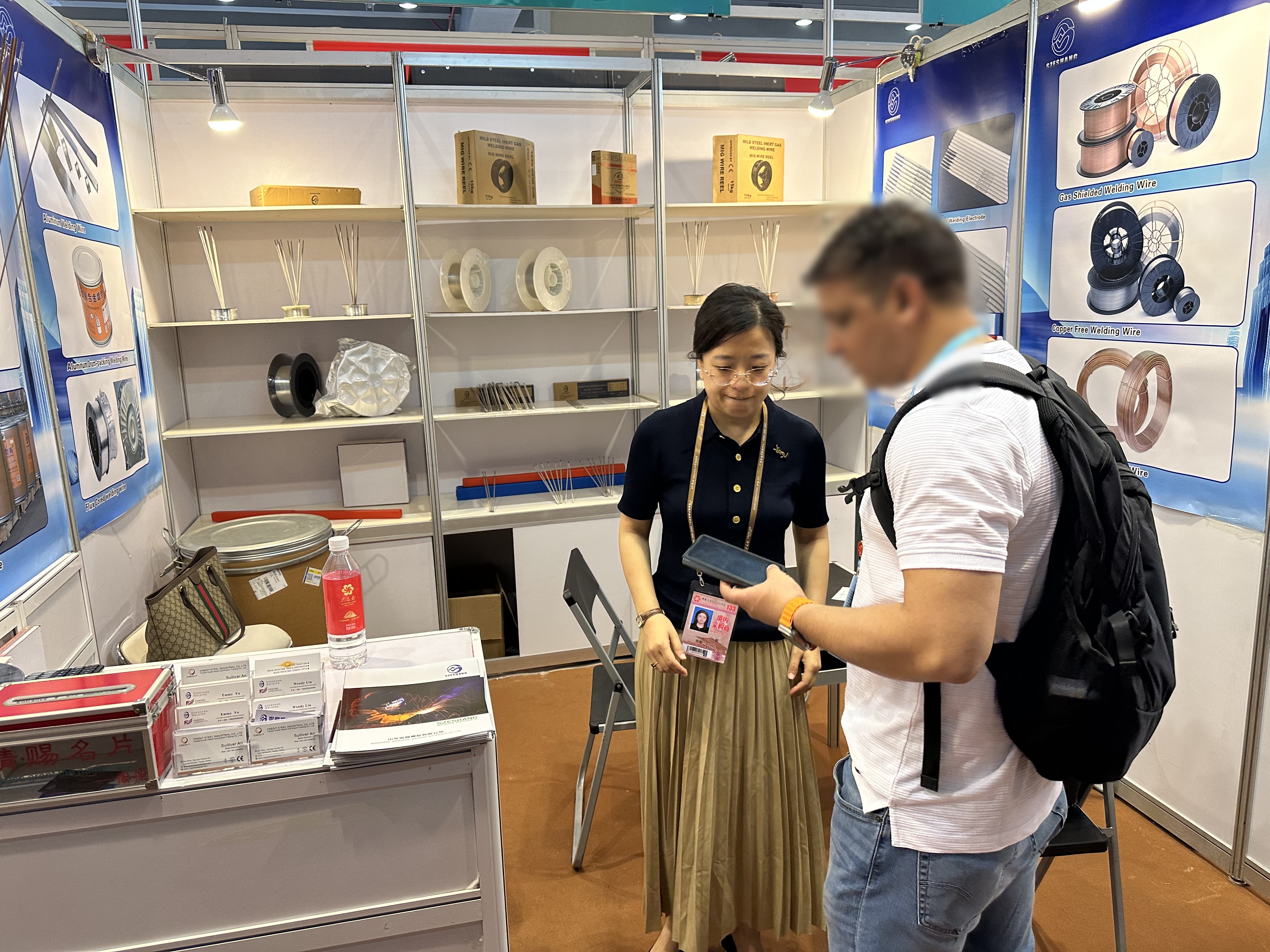 Szeshang alla Fiera di Canton (2)
